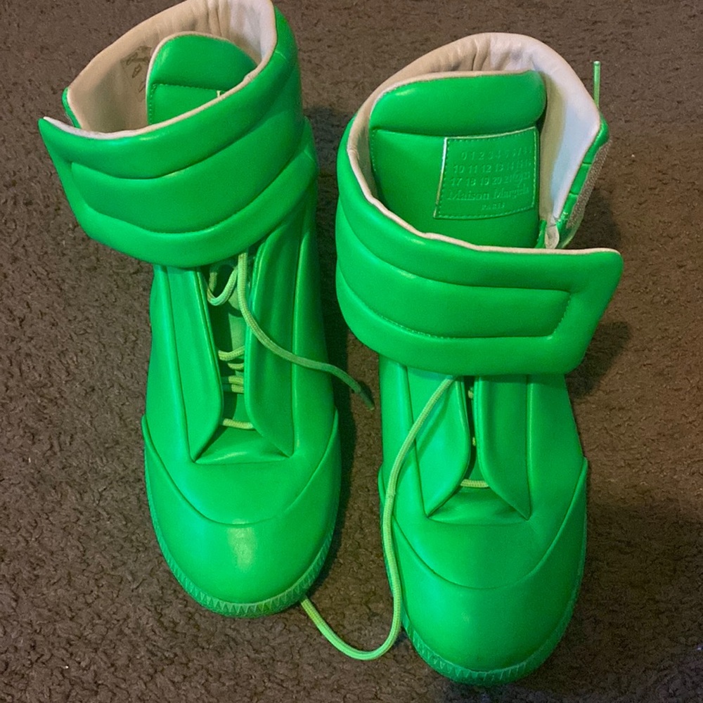 Bright green